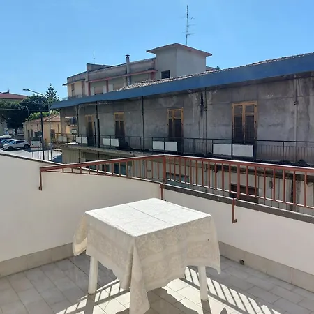 Apartment Raggio Di Sole Torrenova (Sicily)
